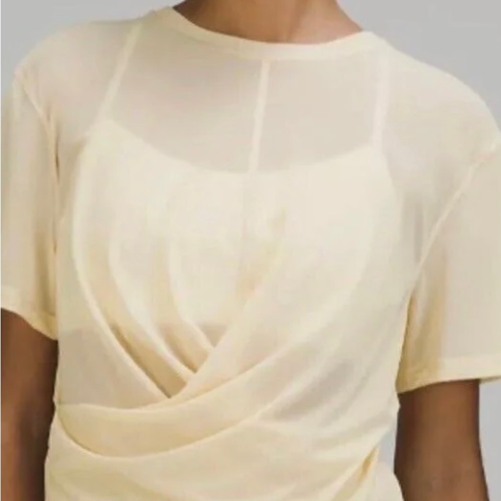 NWT Lululemon Lightweight Mesh Reversible Yoga Tee